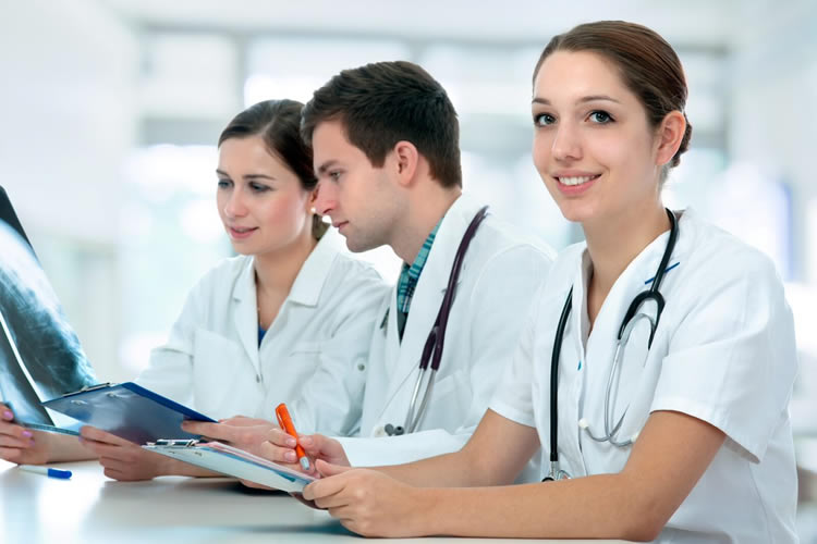 Oferta de trabajo como técnico especialista en radiodiagnóstico Oferta de trabajo como técnico especialista en radiodiagnóstico