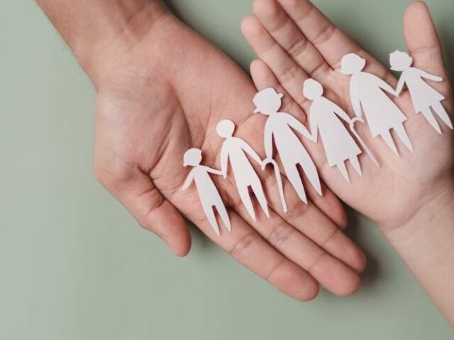 Trabajo para educador social acogimineto familiar extenso