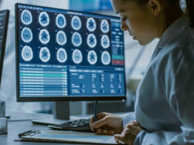 Oferta de trabajo para auxiliar de enfermería neurofisiológica
